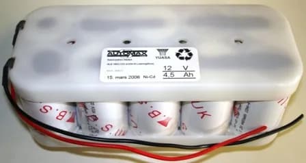 NLB 1003 (12V-4,5Ah-R-Ledning20cm)