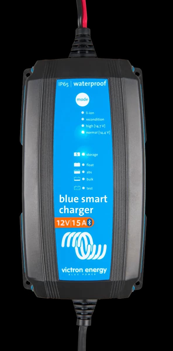 Victron Blue Smart IP65 Charger 12/15+DC Connector – bilde 1 av 4