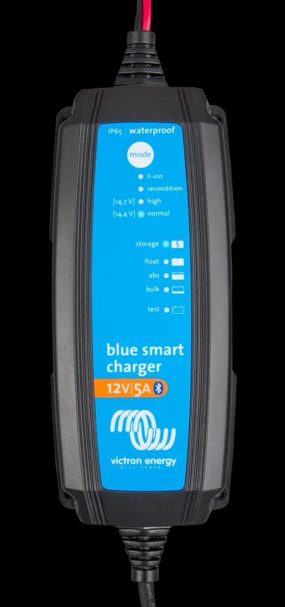 Victron Blue Smart IP65s Charger 12/5(1) 230V CEE 7/17 – bilde 1 av 4