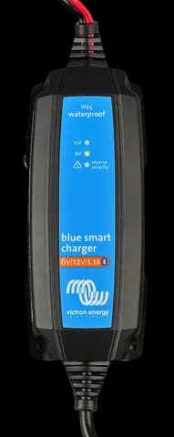 Victron Blue Smart IP65 Charger 6V/12V - 1.1 + DC connector