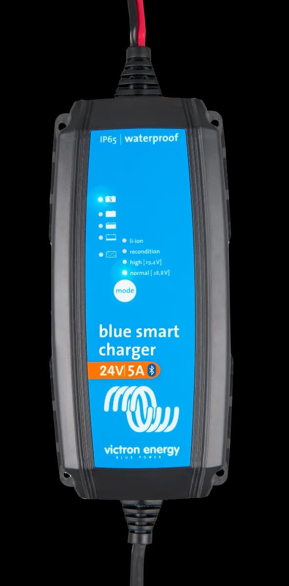 Victron Blue Smart IP65 Charger 24/5(1) 230V CEE – bilde 1 av 4